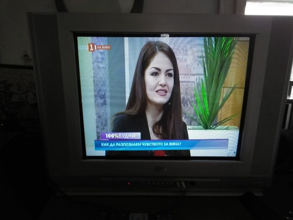 Телевизор SONY trinitron