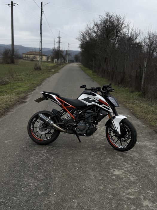 Vand KTM Duke 125 (citiți descrierea)
