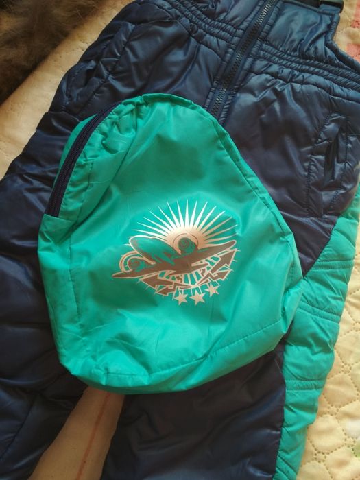 Зимняя куртка с комбинезоном