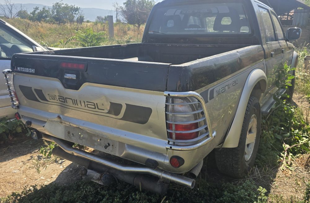Mitsubishi l200 2.5td 116 коня на части