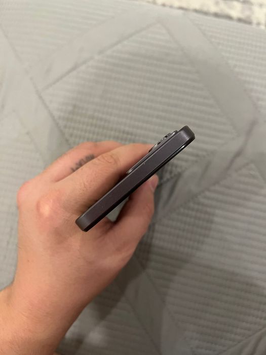 смартфон Realme C75 (модель RMX3941)