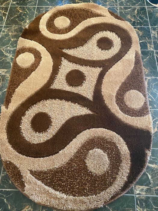 Covor oval model deosebit 210/1,25 cm