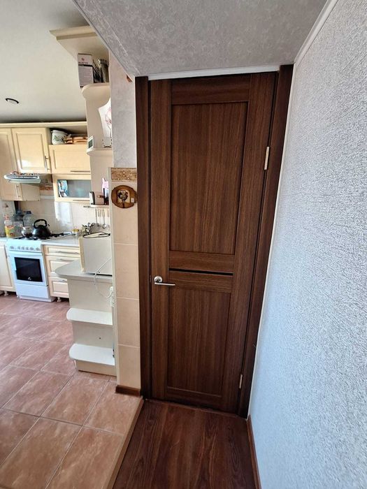 Продам трехкомнатную квартиру