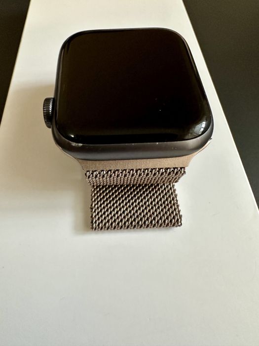 Apple Watch 4, Space Gray, 44mm