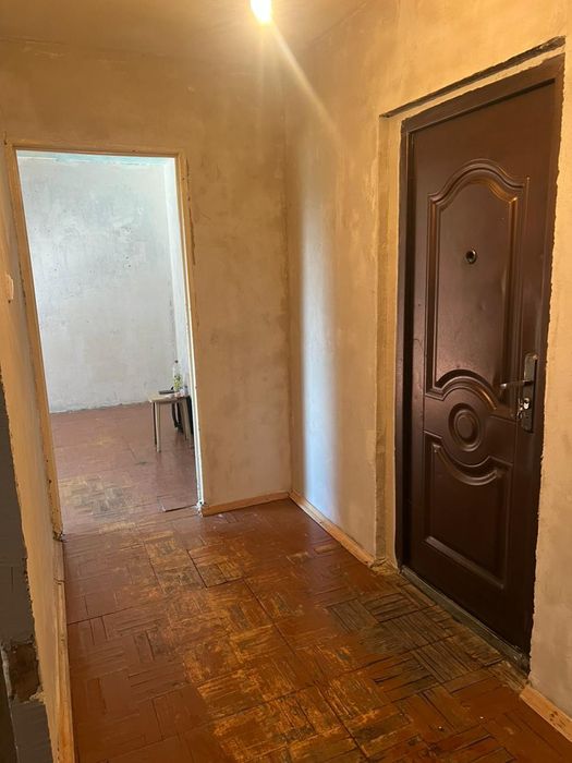 Продается двухкомнатная квартира.