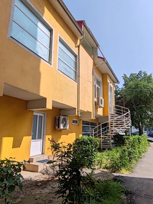 Spatiu Comercial  P+2