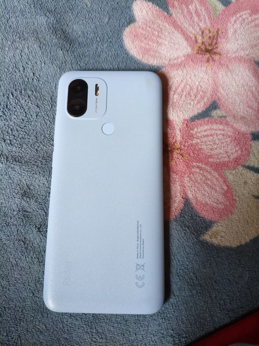 Продам телефон Redmi a2+