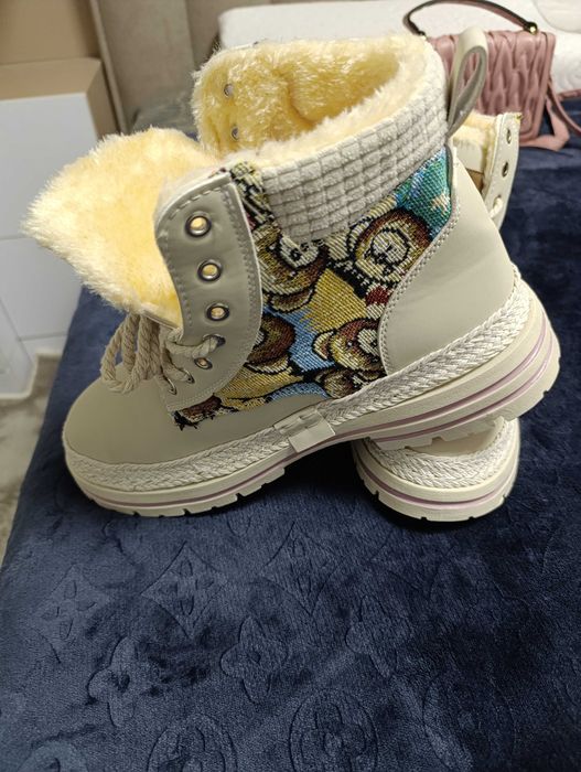 Зимние ботинки 200.000 сум