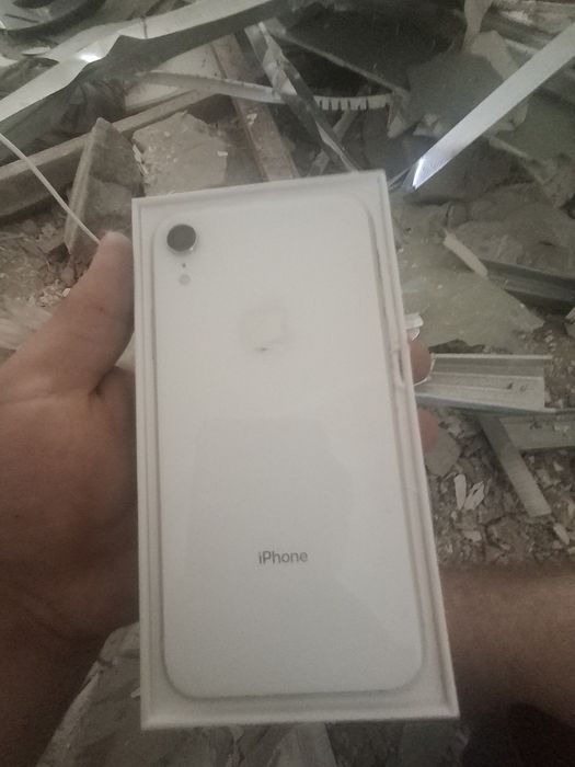 Продам телеыон  айфон XR