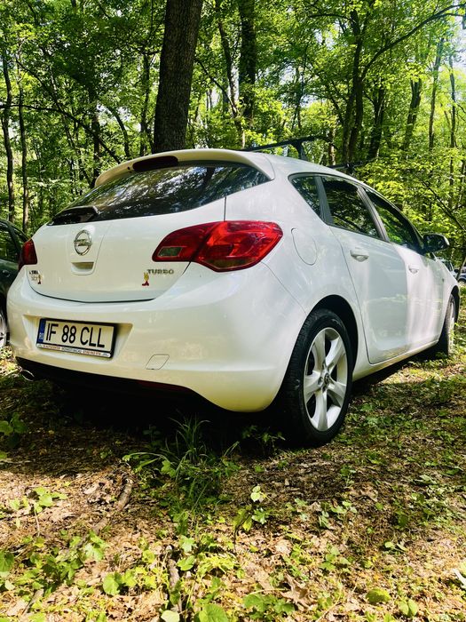 Opel astra j 1.4 ,140 cp benzina+gpl