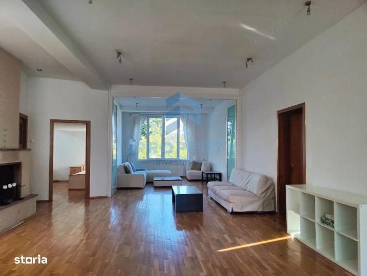 Apartament 3 camere Primaverii cu centrala proprie in vila reabilitata