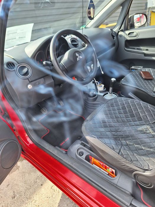Mitsubishi Colt 1.1 75CP stare perfecta de utilizare