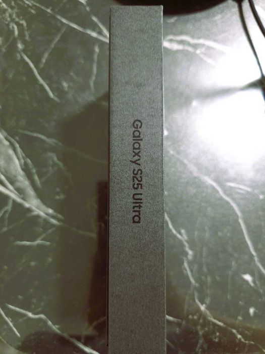 Samsung Galaxy S25 Ultra 512Gb - Идеальное состояние