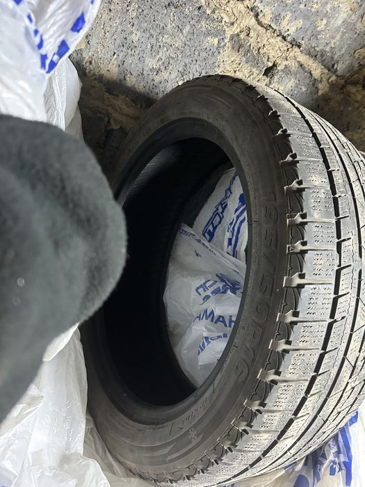 Продам резину 3шт