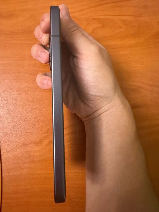 Vând/Schimb Poco F7 PRO cu Xiaomi 15 sau Samsung s24 plus versiunea de China