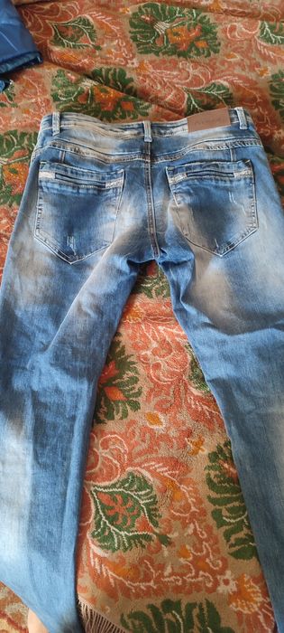 Blugi bărbat proveniență Italia noi