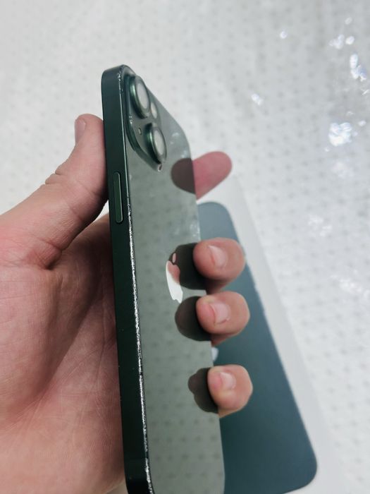 IPhone 13 128gb в ремонте не бывал