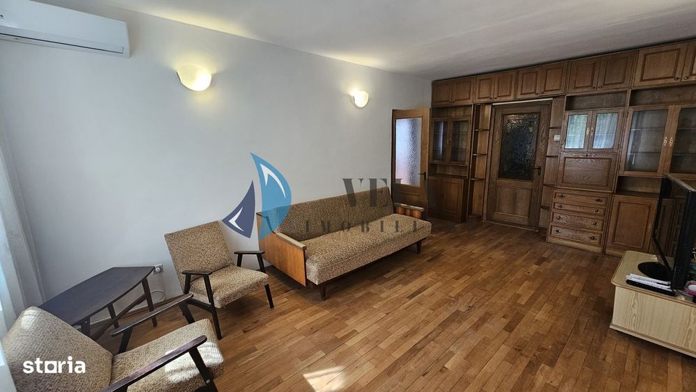 Apartament 3 camere, Cornisa, AC