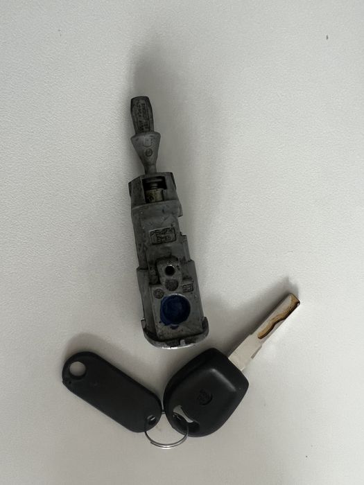 Bututuc cu cheie VW Volkswagen Tiguan SNO837167