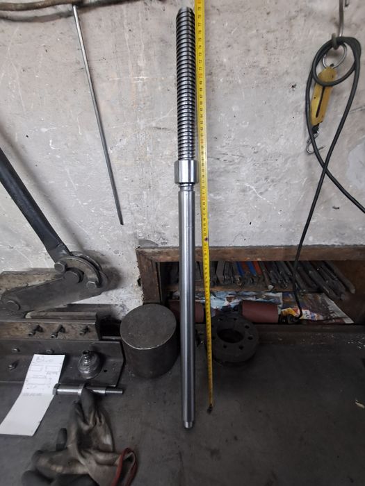 Винт и гайка 32×6мм квадратна резба