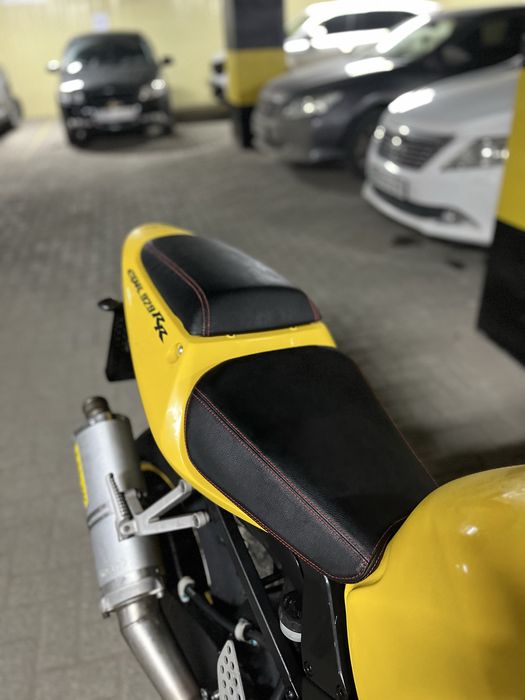 Honda cbr 929rr fireblade