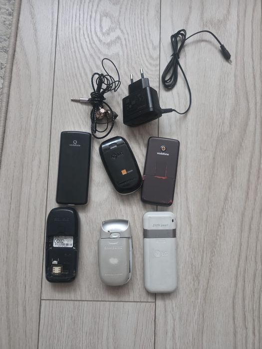 Lot de 6 telefoane vechi