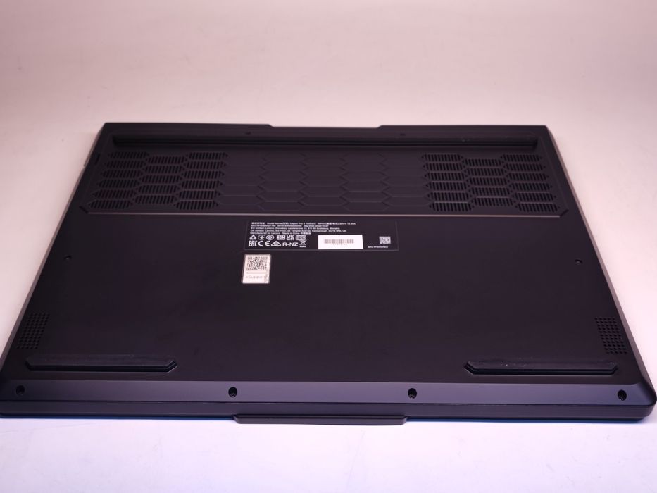 Lenovo Legion Pro 5 16IRX10 i9-14900HX RTX 5060 8GB | #D97303