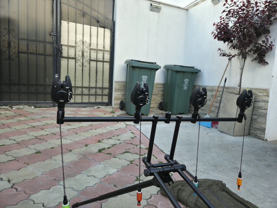 Rod pod Carp Spirit echipat cu senzori Fox