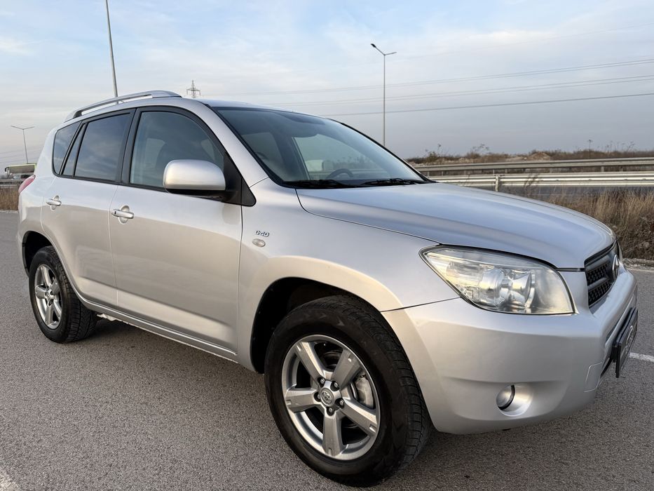 Toyota RAV 4 2.2 D-4D 136к.с 4X4 / EXECUTIVE / KOJA / KEYLESS / NAVI