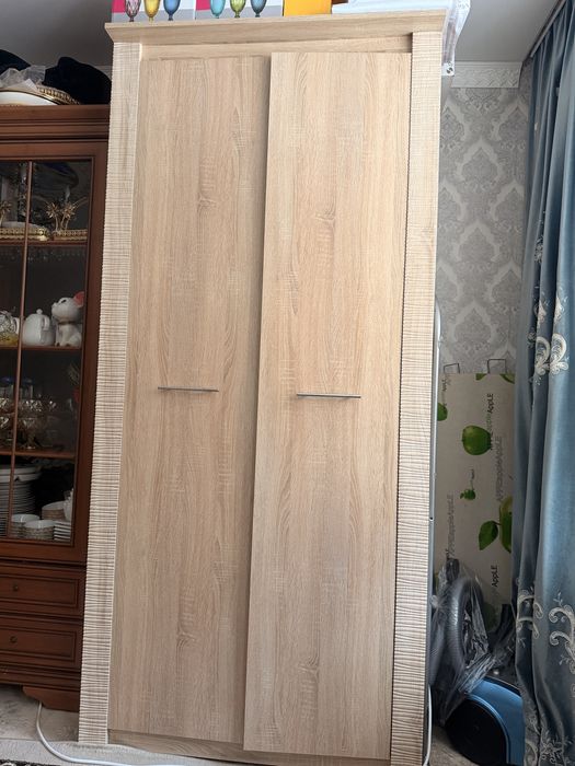 Шкаф продаю шкаф