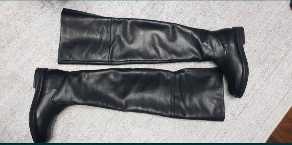 Piele  naturală        .