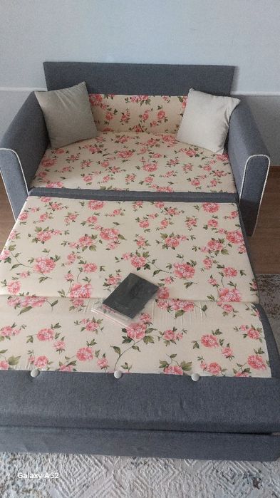 Продаётся б.у диван.