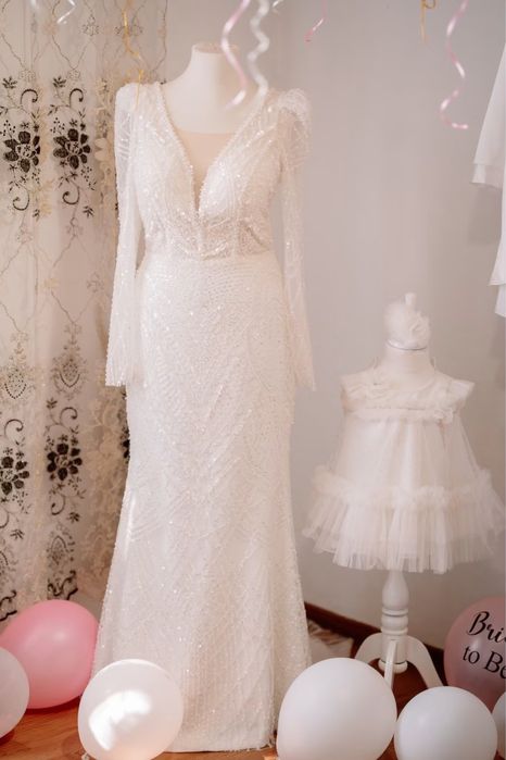 Vand rochie de mireasa