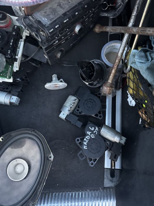 Части за Мазда 3