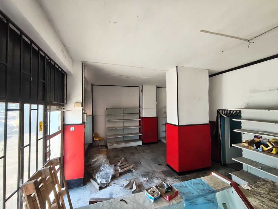 Продава се Магазин в Търговище, Център - 72 кв.м за 1559 €/кв.м - Снимка #2