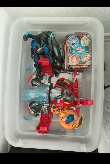 Lot Bakugani, pret separat pentru fiecare