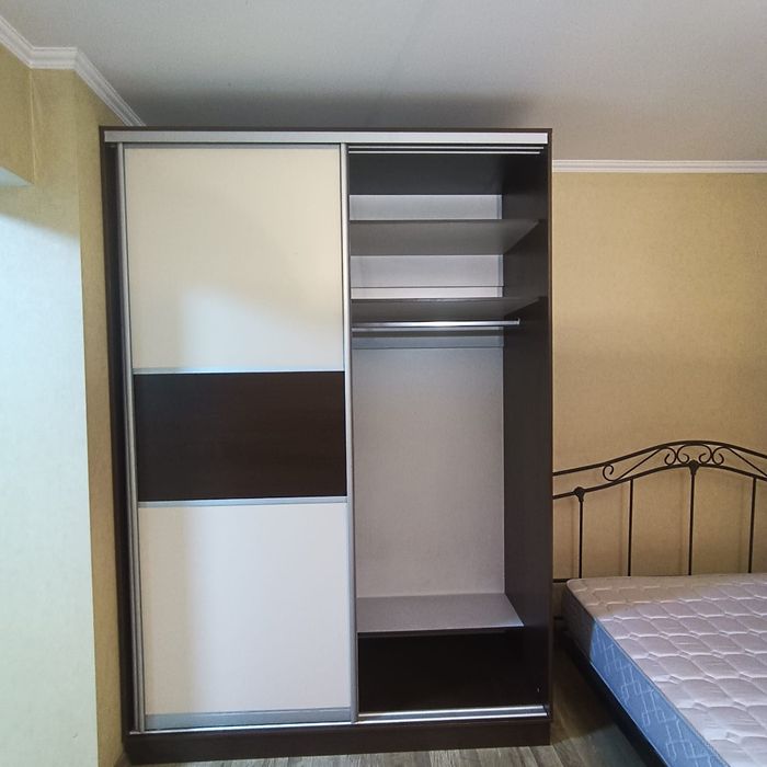 Шкаф купе в отличном состоянии!