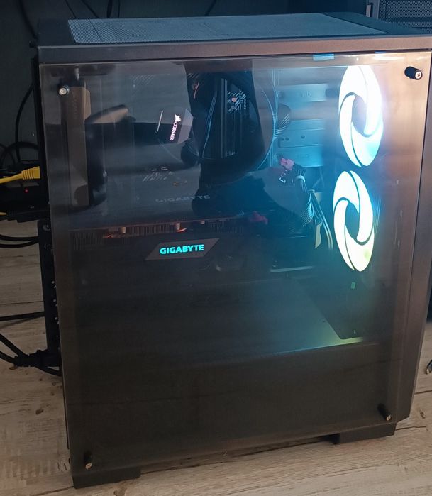 PC gaming Ryzen™ 5 5600x/ RX 5600XT 6 GB/ 16 Gb RAM/ SSD 240GB + 1TB