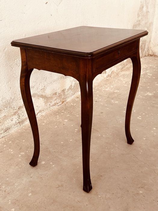 Винтидж дамско писалище / помощна масичка Louis XV с чекмедже