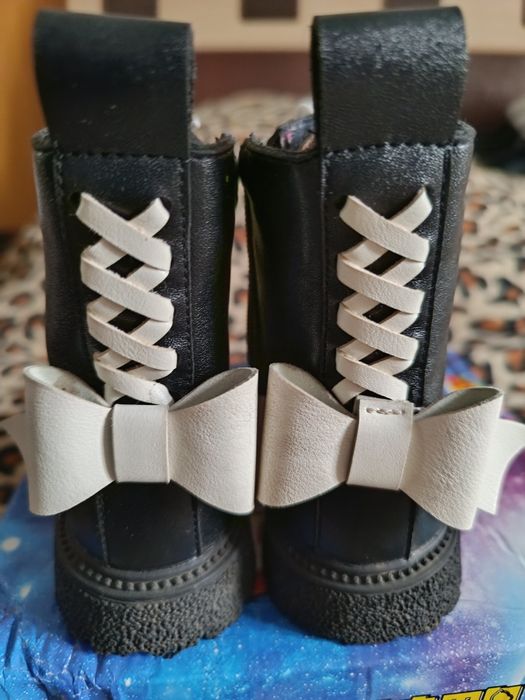 Продам ботинки для девочки!