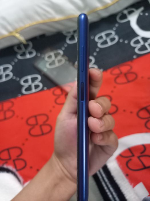 Telefon sotiladi samsung A03 yegi