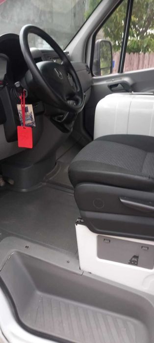 Vând Food Truck / Autorulotă Comercială Mercedes Sprinter