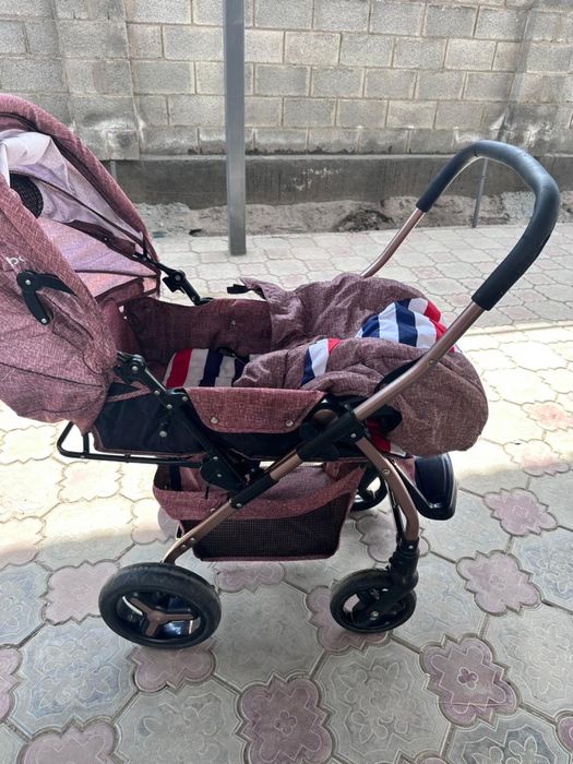 Детская коляска срочно продам