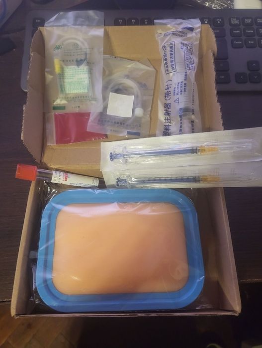 Kit punctie venoasa pentru practica scoala asistenti medicali
