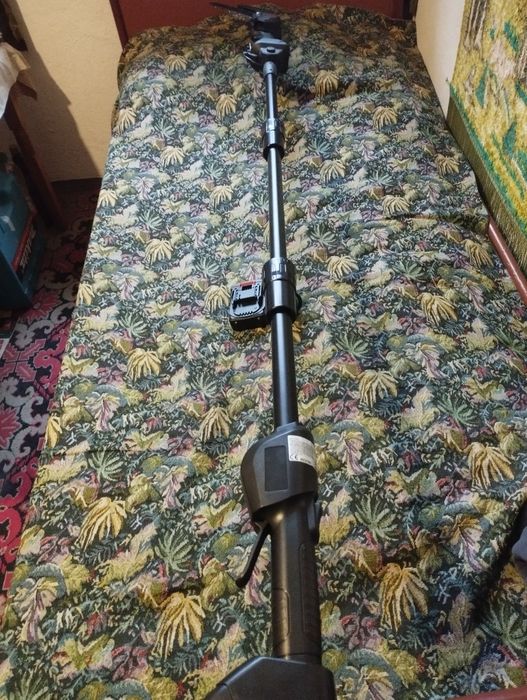 Нова    Мини резачка за клони и дърва