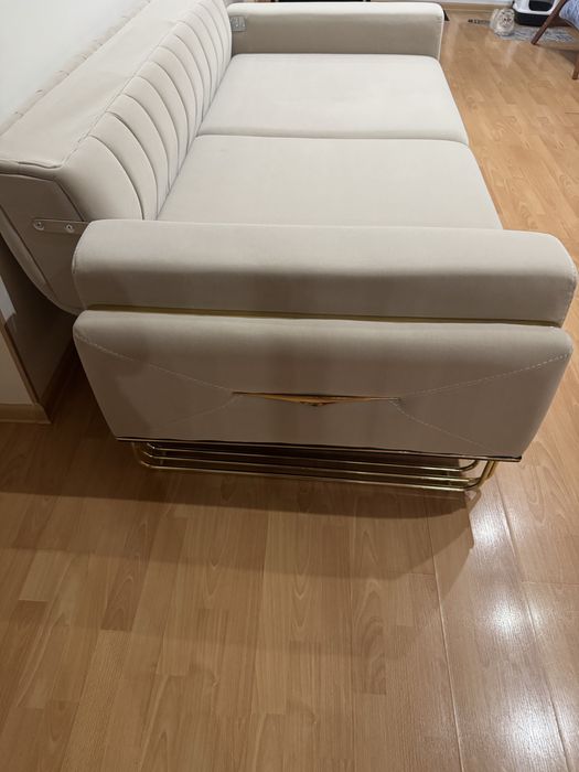 Продается Диван в отличном состоянии