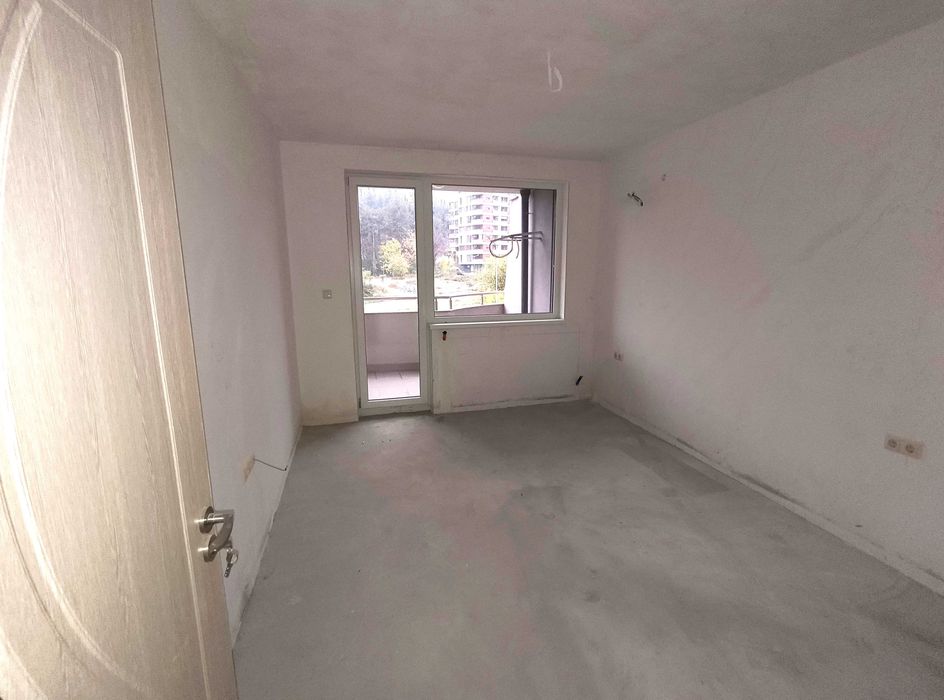 Продава се Тристаен апартамент в Стара Загора, ОРБ - 116 кв.м за 1018 €/кв.м - Снимка #5