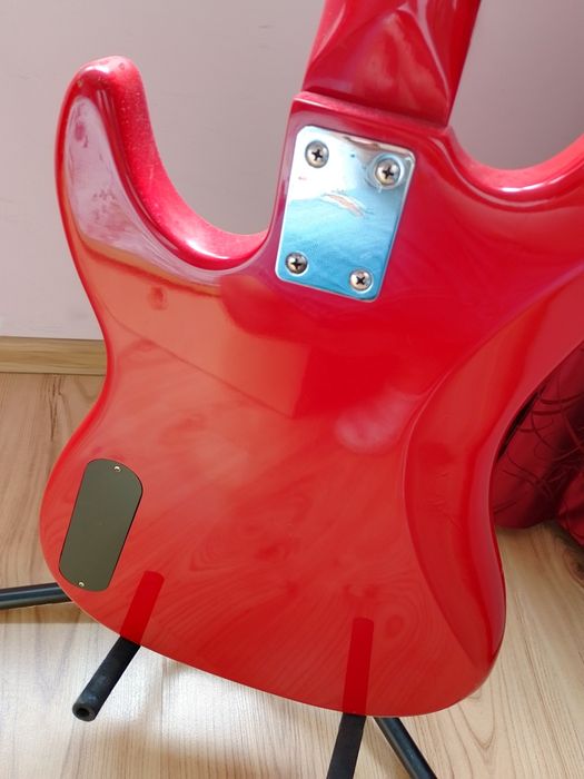 Бас китара Hohner