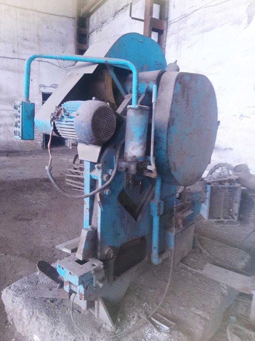 Кайчи сотилади холати яхши ишлаб турган