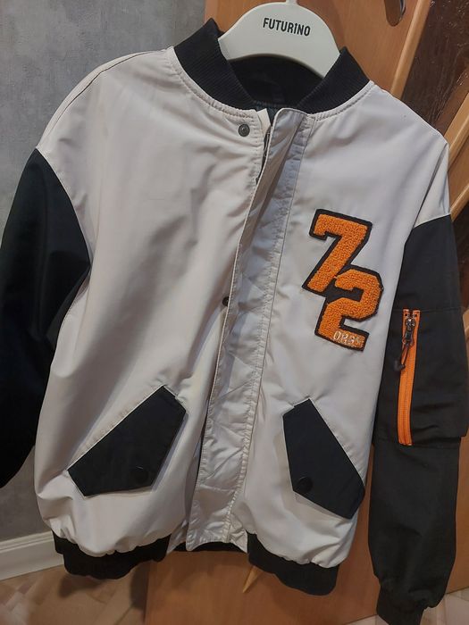 Продам бомбер Orby